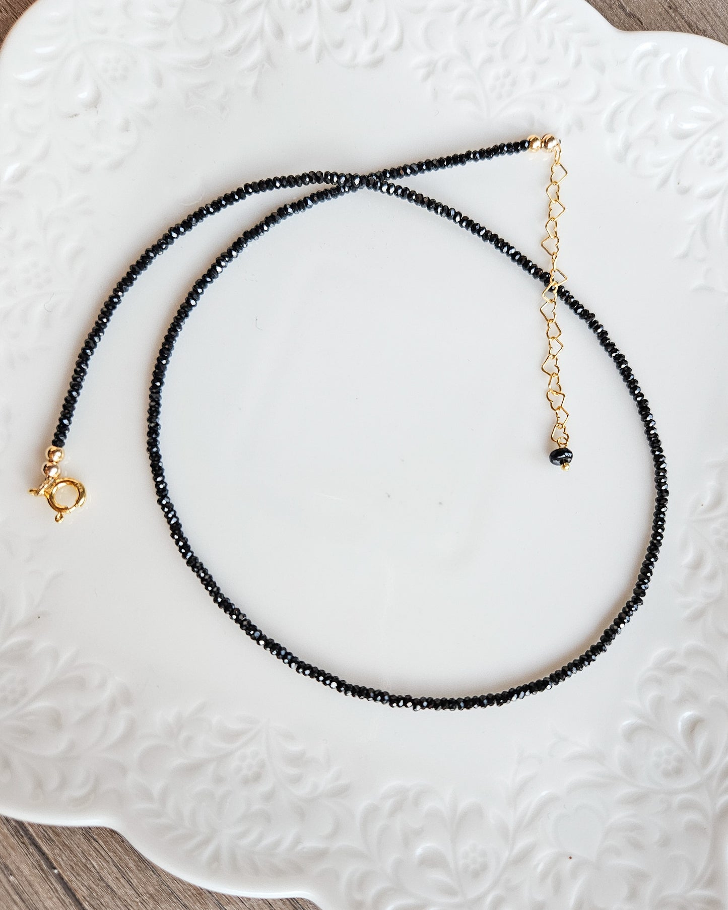 Black Spinels Choker
