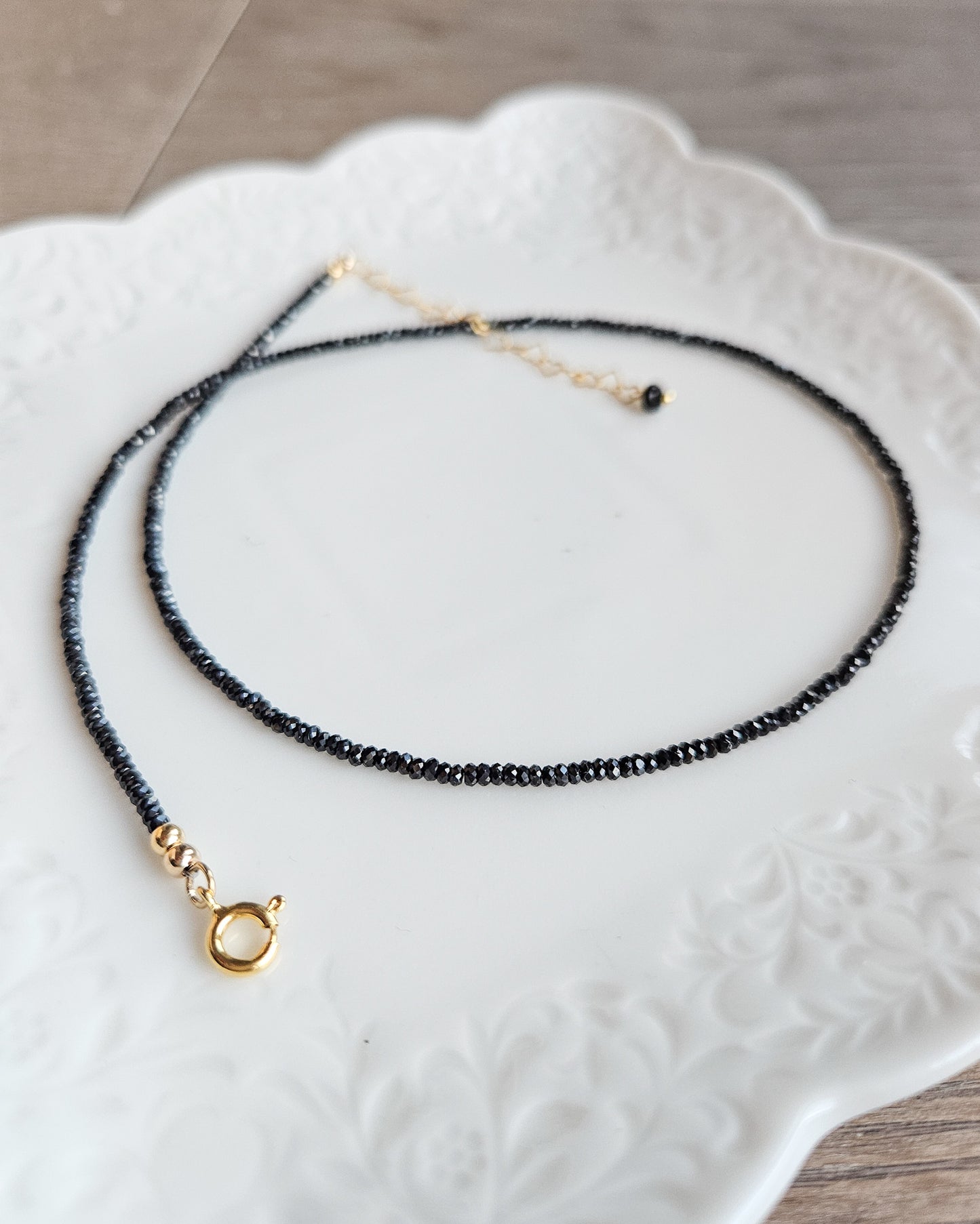 Black Spinels Choker