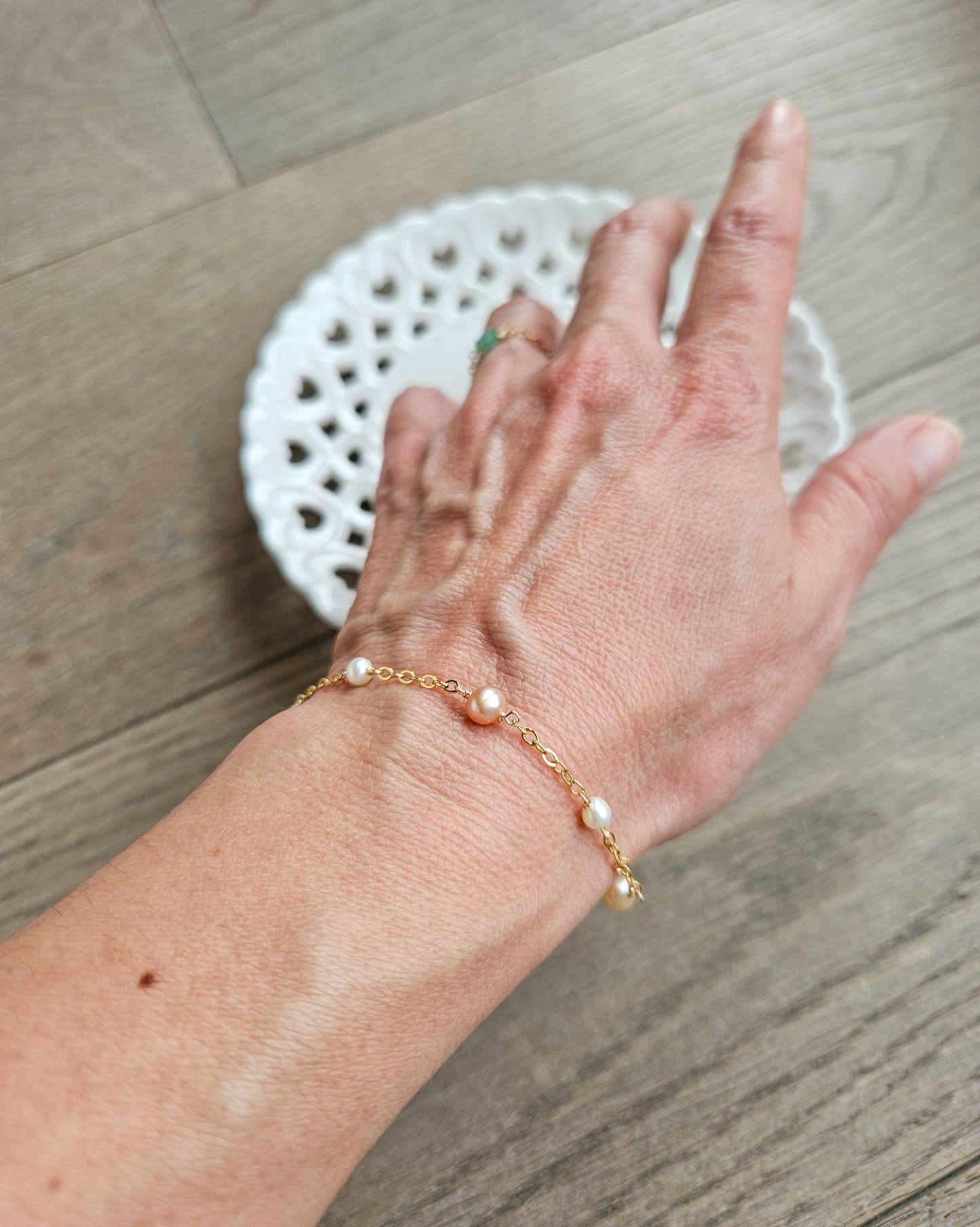Pearl bracelet
