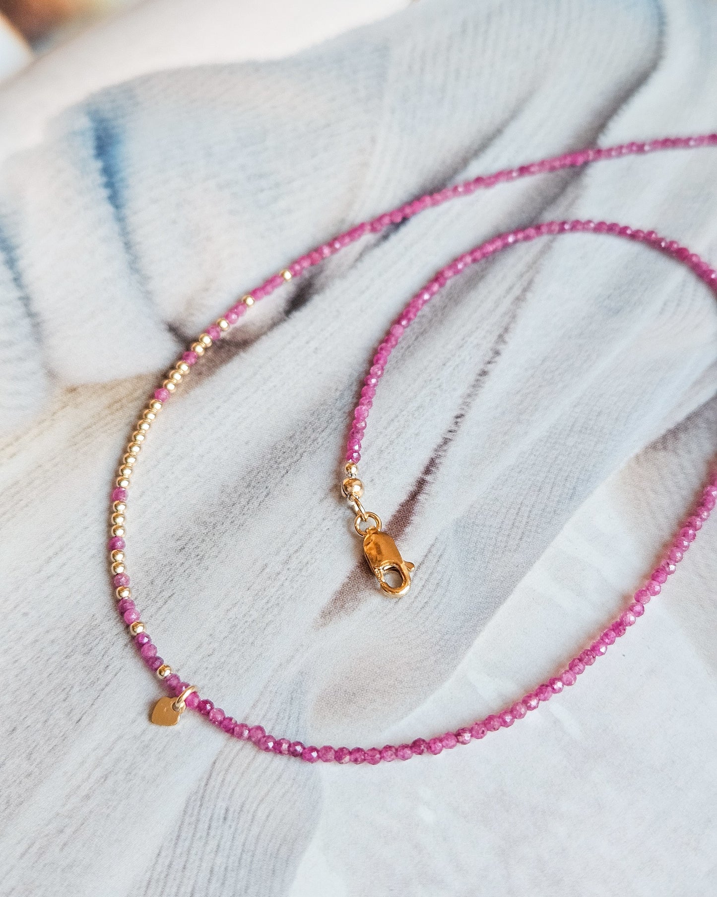 Micro ruby choker