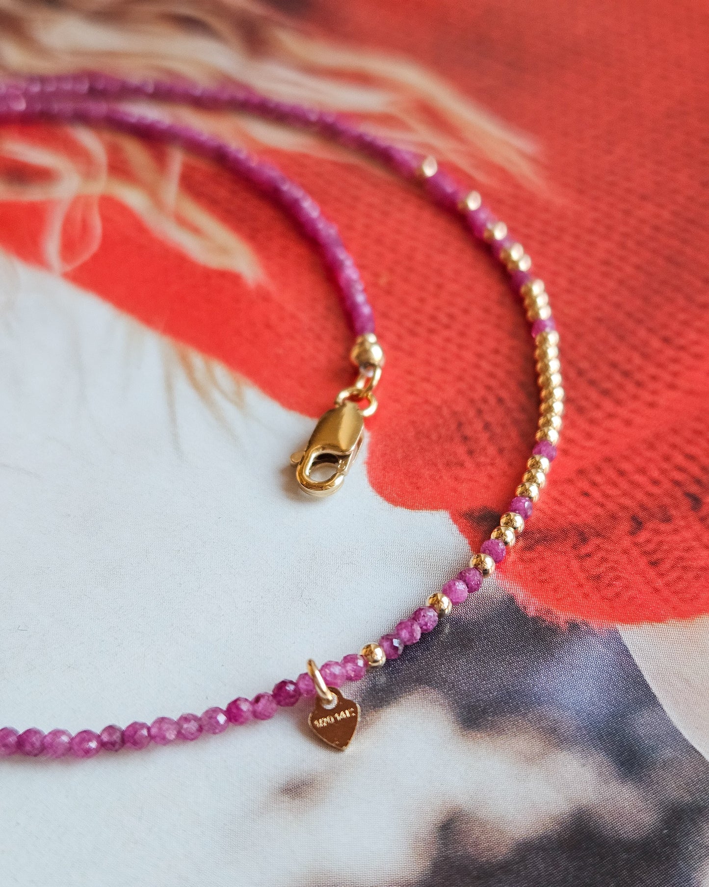 Micro ruby choker
