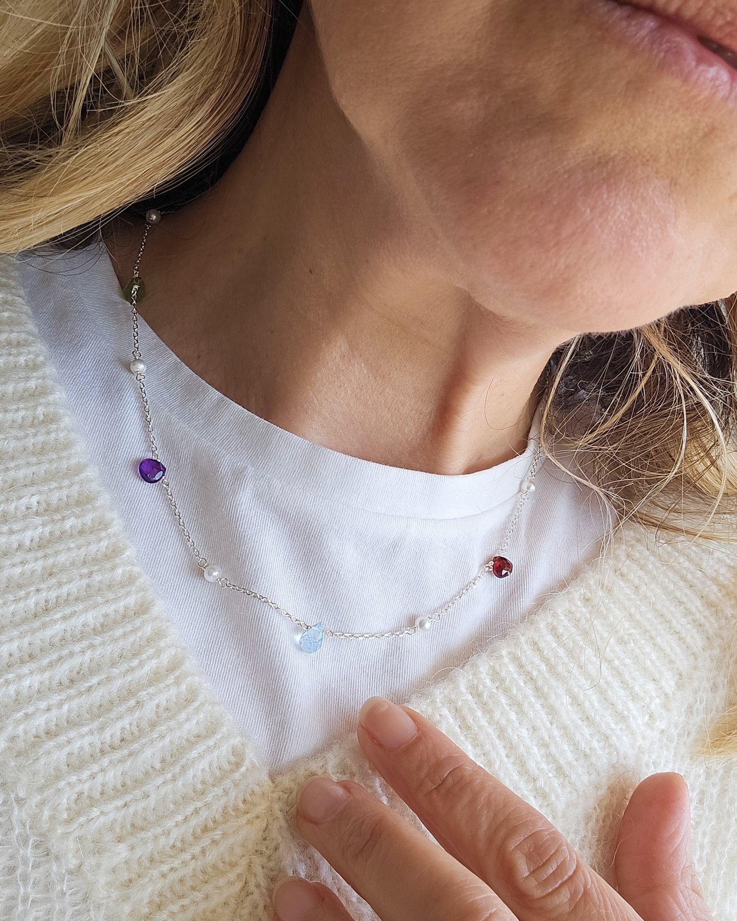 Gentile silver choker