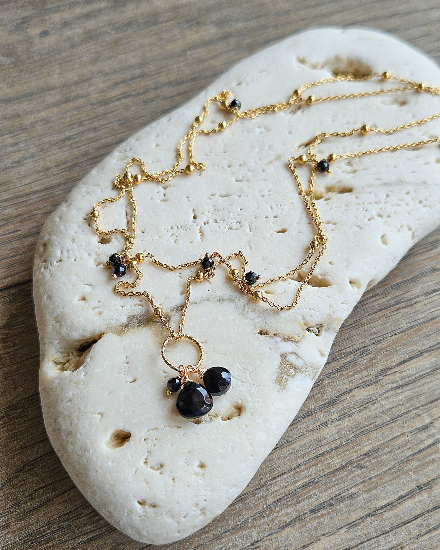 Balls Necklace with Black Spinel