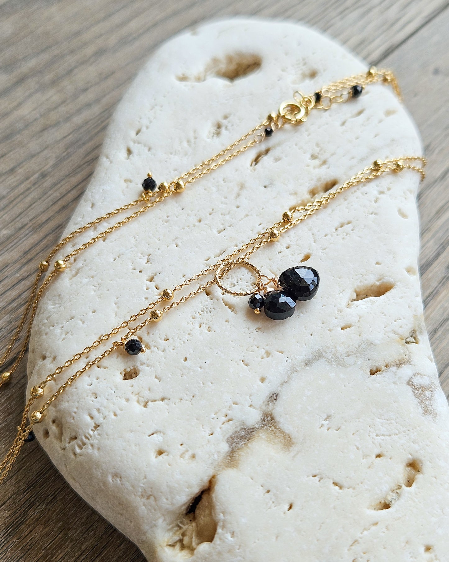 Balls Necklace with Black Spinel