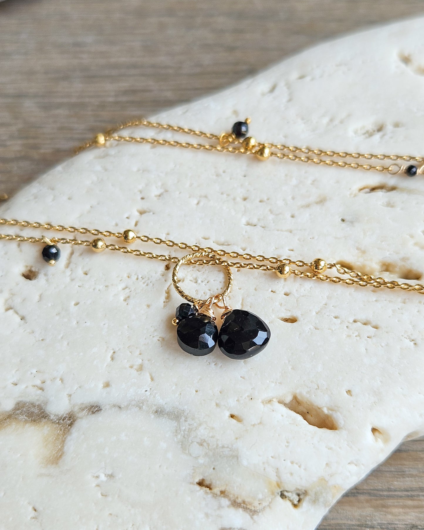 Balls Necklace with Black Spinel