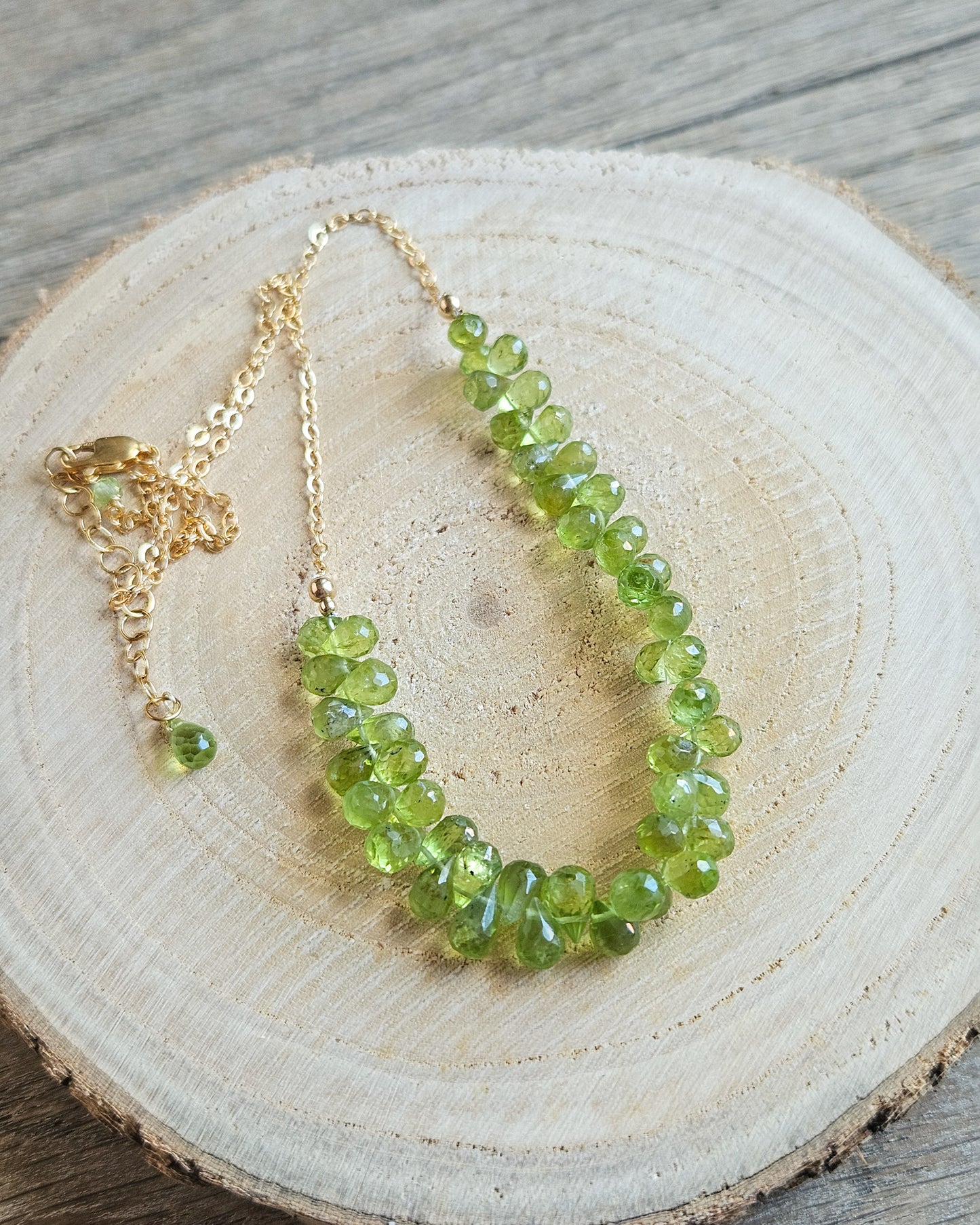 Collana gocce di peridoto