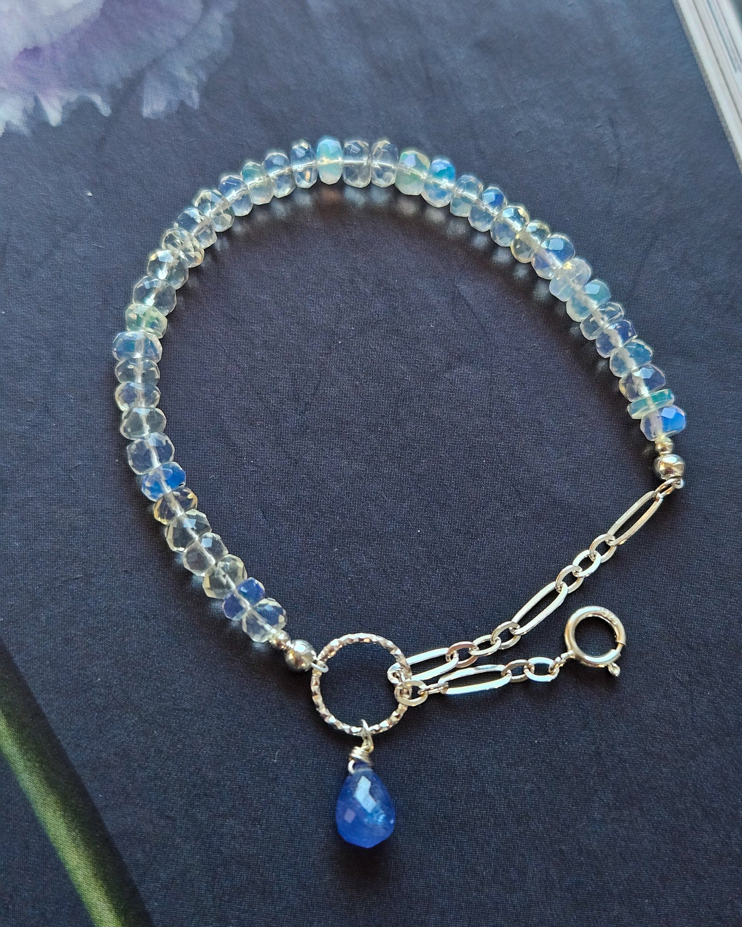 Bracciale Opale cangiante e Tanzanite