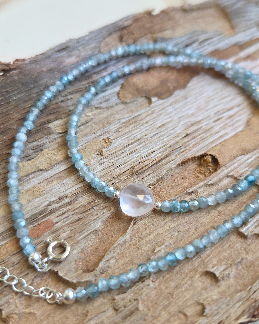 Girocollo acquamarina e cuore di quarzo rosa