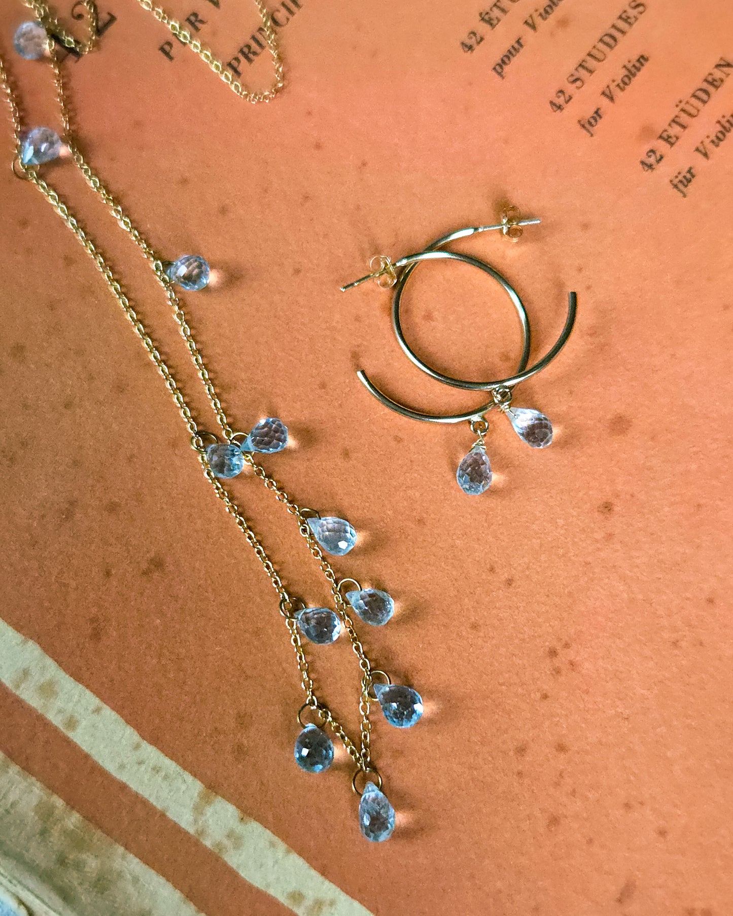 Orecchini Aura con topazio