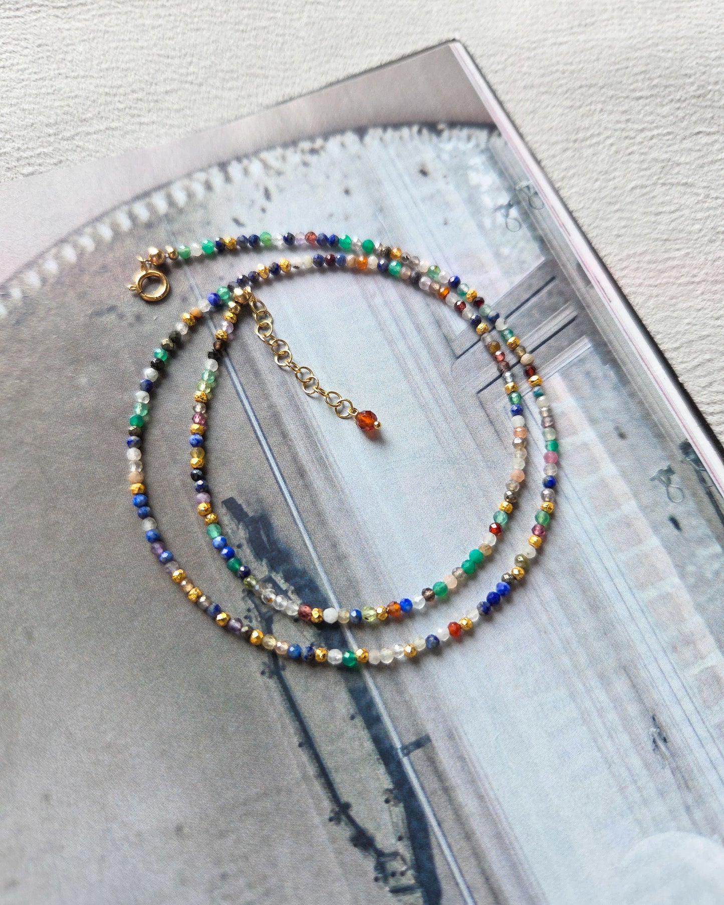 Girocollo multicolore oro