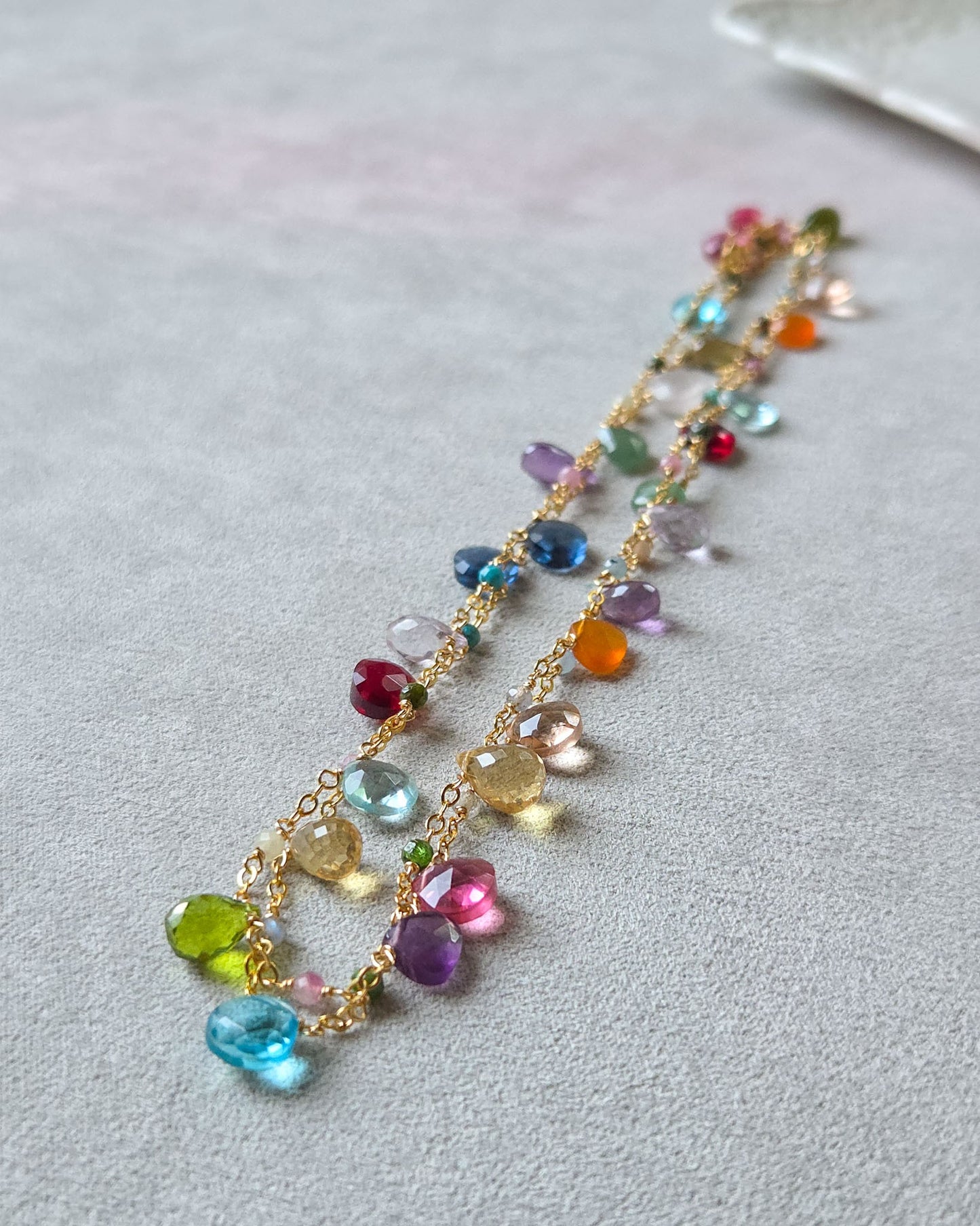 Collana Rosario con gemme colorate