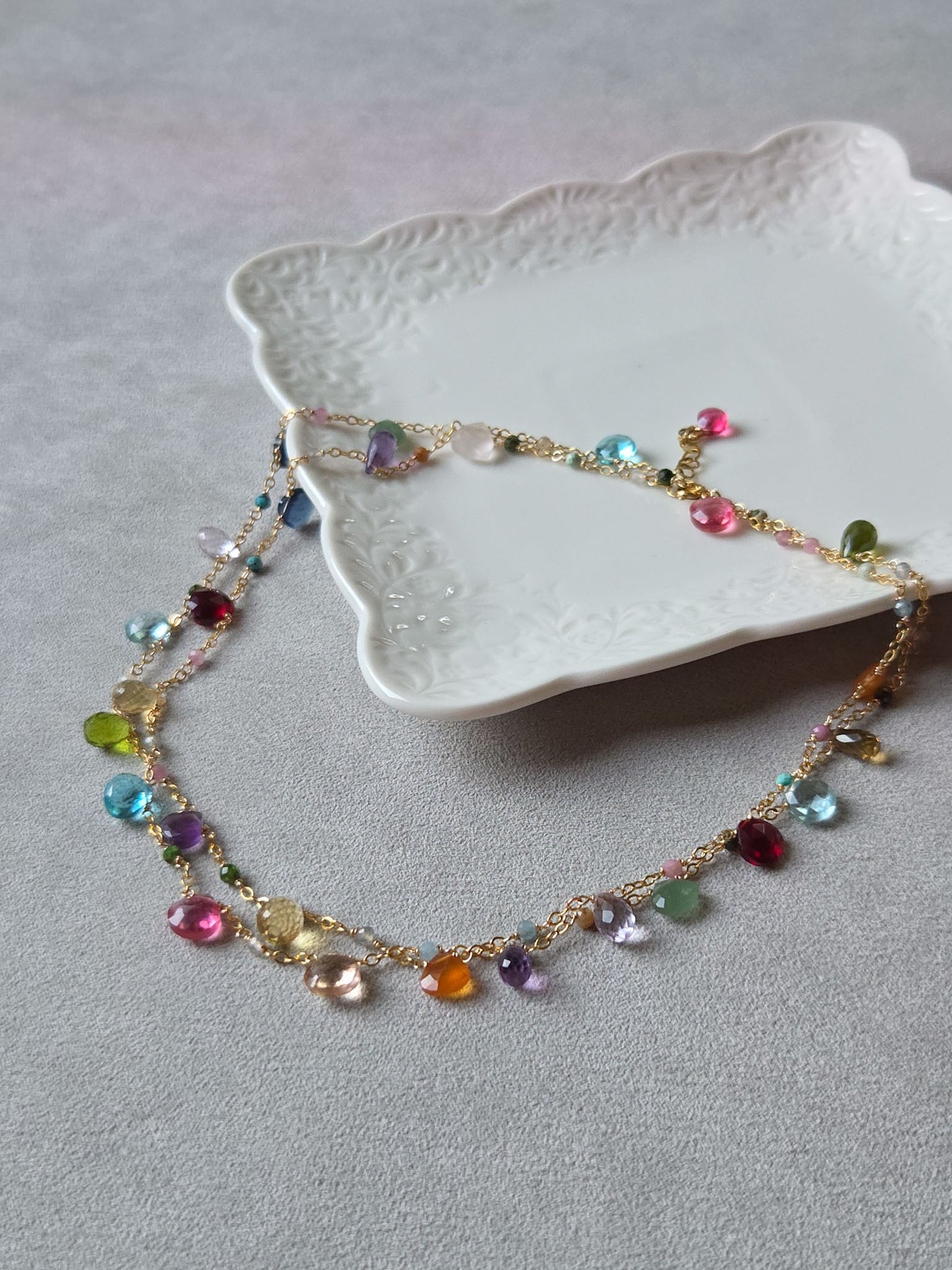 Collana Rosario con gemme colorate