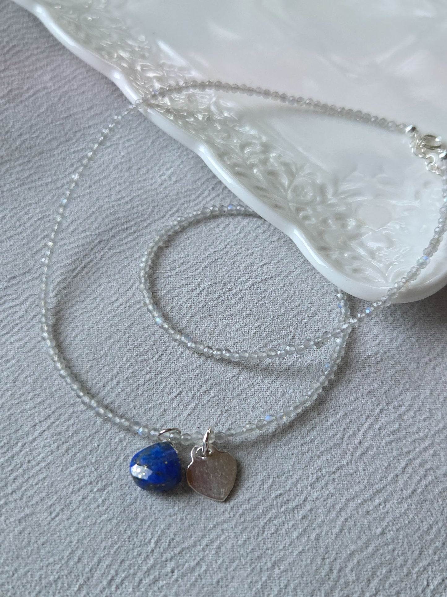 Girocollo labradorite e lapislazzuli