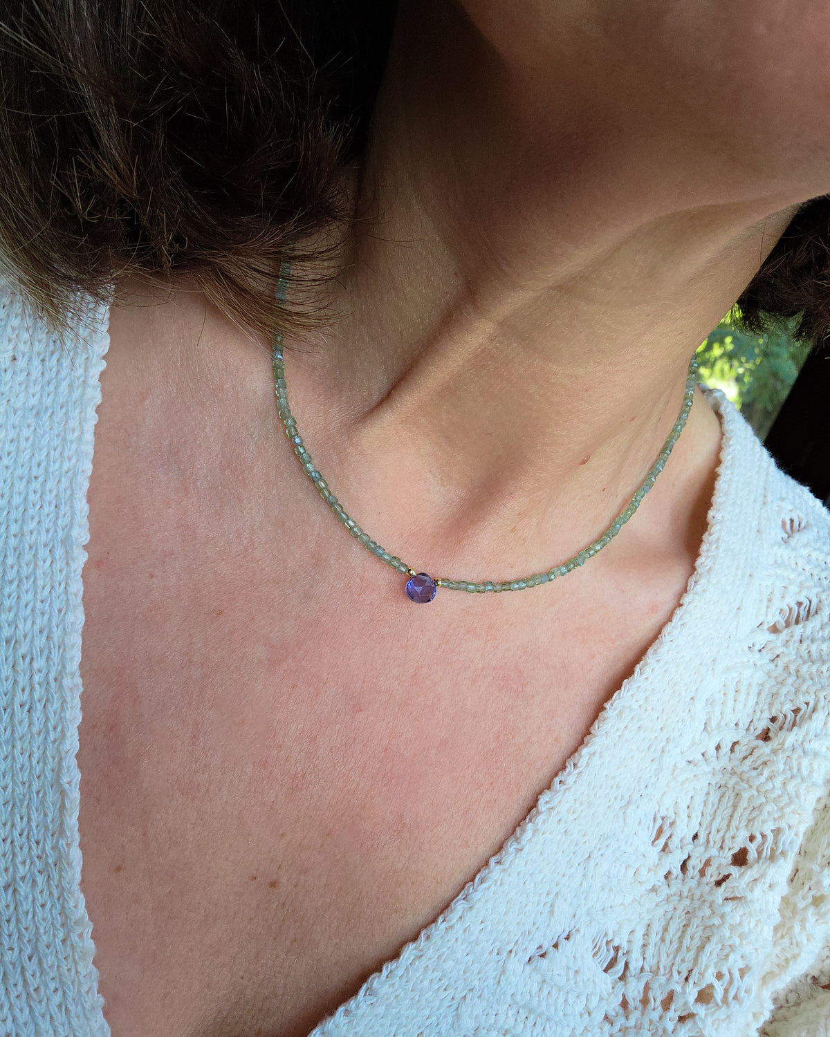 Girocollo apatite e goccia di iolite