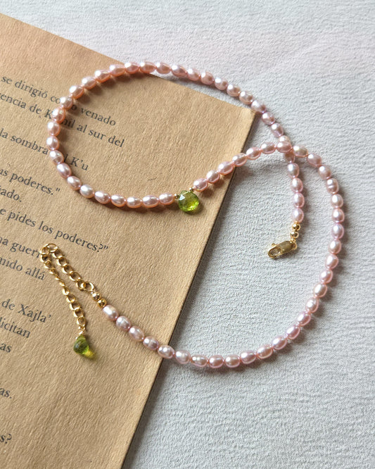 Collana perle rosa e peridoto