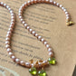 Orecchini mini cuori con peridoto