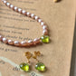 Orecchini mini cuori con peridoto