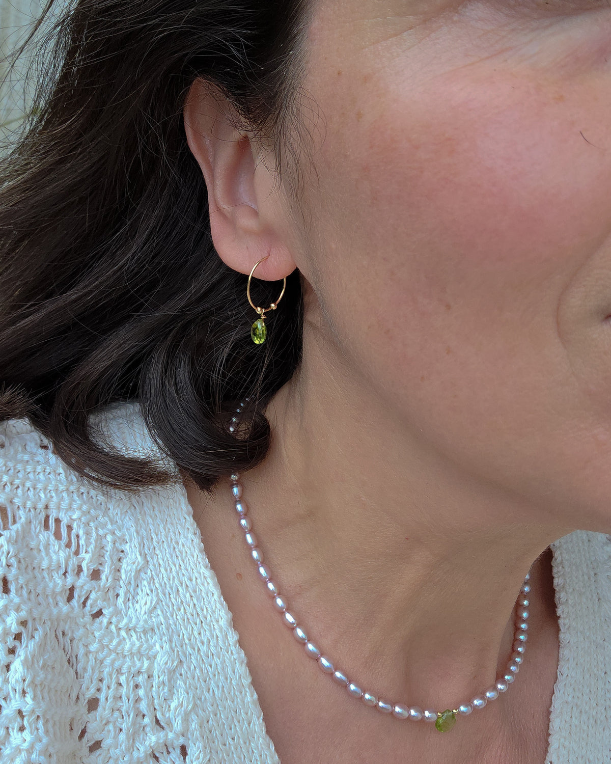 Orecchini perla rosa e peridoto