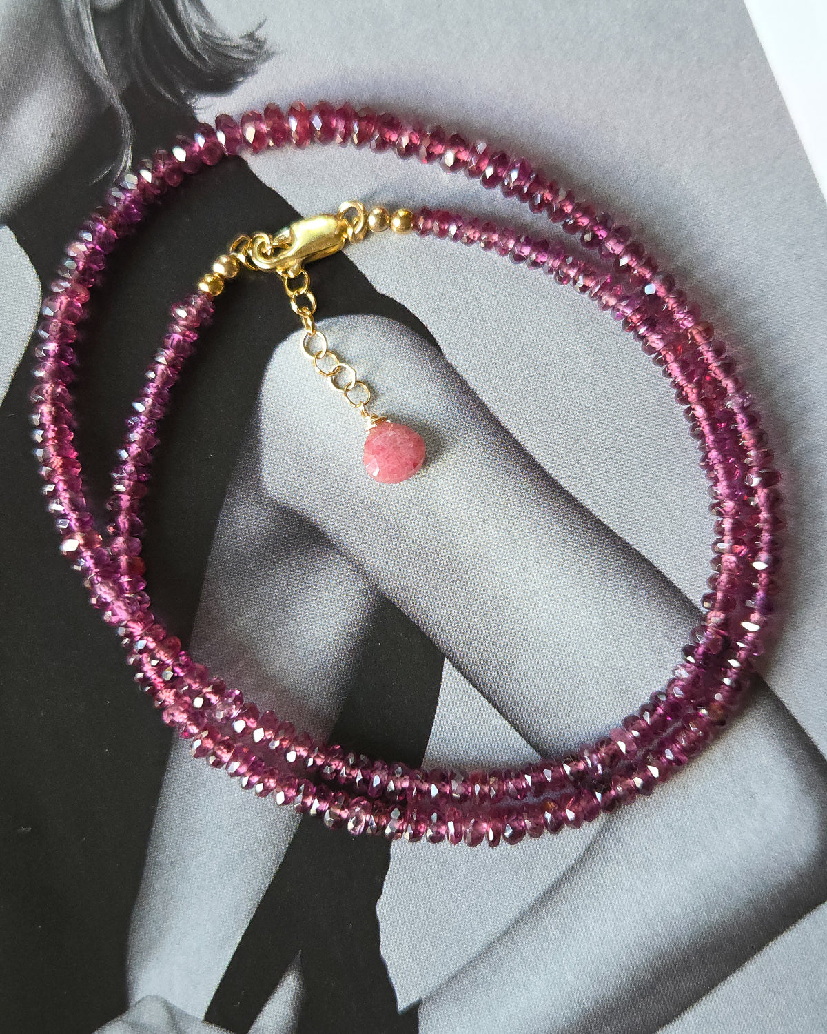 Collana con Granato rodolite
